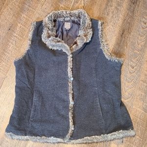 J.Jill Dark gray faux fur trimmed vest Size L